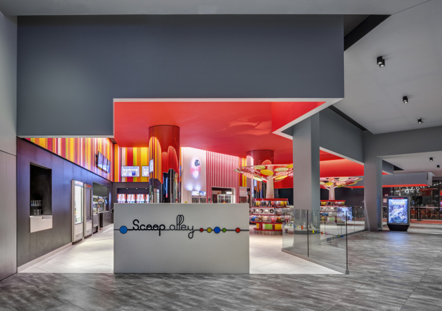 Miranda Events Cinema | Design: Indyk Architects | Image: Murray Fredericks Miranda Events Cinema | Design: Indyk Architects | Image: Murray Fredericks | Builtworks.com.au
