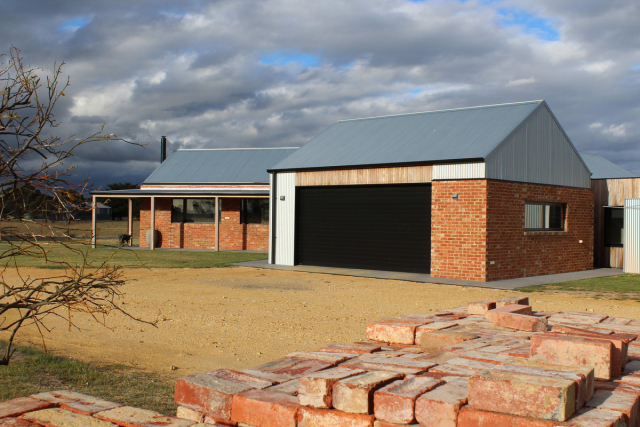 Ramsar Fields | Design: John McAuley Architecture | Image: Shara McAuley and Felix Mooneeram | Builtworks.com.au