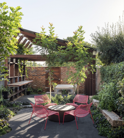 Oye Mi Canto House | Design: CplusC Architectural Workshop | Image: Murray Fredericks | Builtworks.com.au