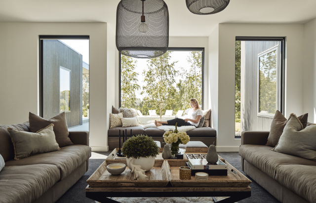 House in Silhouette | Design: Atelier Red+Black | Image: Peter Bennetts | Builtworks.com.au