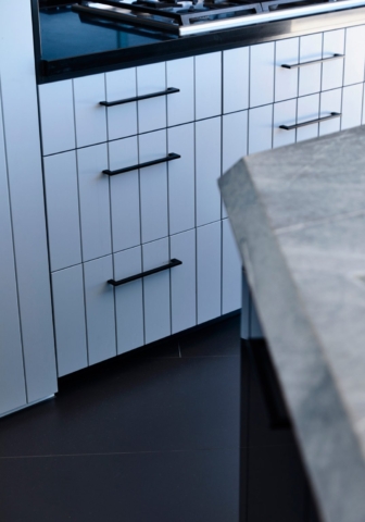 Pier Penthouse | Design: Molecule Studio | Image: Derek Swalwell | Builtworks.com.au