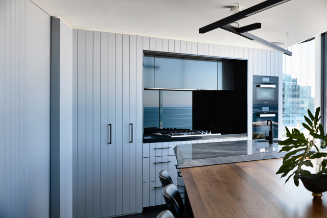 Pier Penthouse | Design: Molecule Studio | Image: Derek Swalwell | Builtworks.com.au