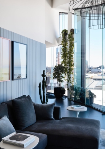 Pier Penthouse | Design: Molecule Studio | Image: Derek Swalwell | Builtworks.com.au