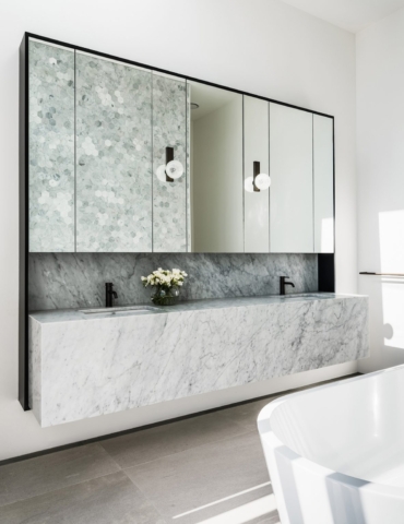 Crescent Head House | Design: Madeleine Blanchfield Architects | Images: Robert Walsh | Builtworks.com.au