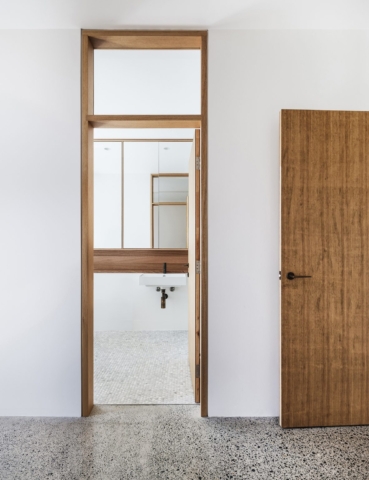 Crescent Head House | Design: Madeleine Blanchfield Architects | Images: Robert Walsh | Builtworks.com.au