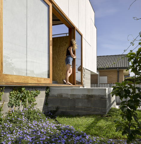 Waratah Secondary House | Design: Anthrosite Architects | Image: Christopher Frederick Jones | Builtworks,com.au