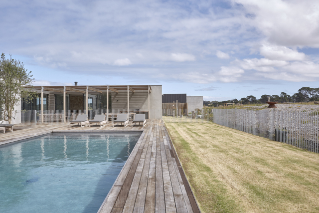 Shoreham House | Design: Borland Architecture | Image: Fraser Marsden Shoreham House | Design: Borland Architecture | Image: Fraser Marsden | Builtworks.com.au