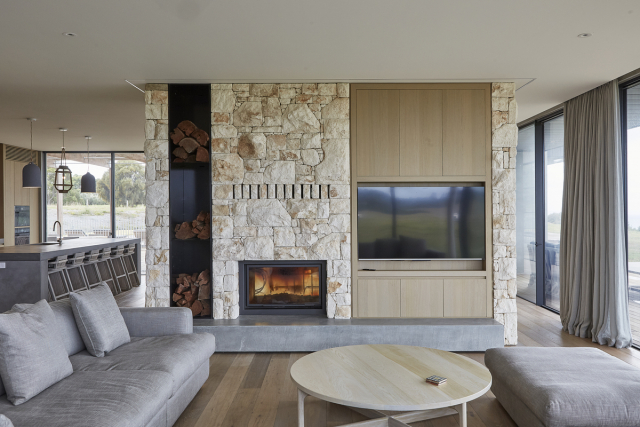Shoreham House | Design: Borland Architecture | Image: Fraser Marsden Shoreham House | Design: Borland Architecture | Image: Fraser Marsden | Builtworks.com.au