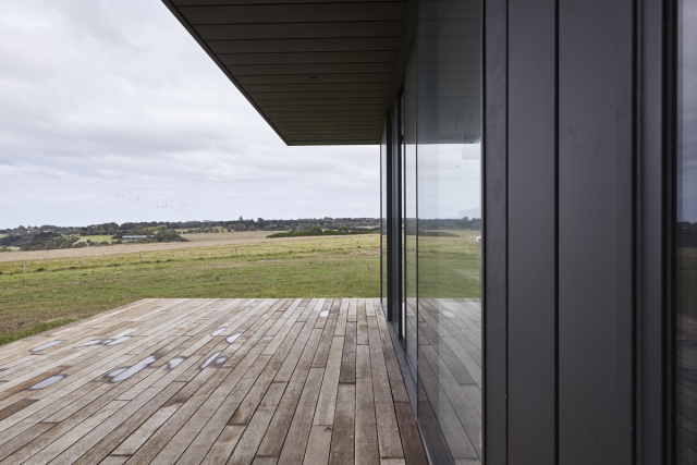 Shoreham House | Design: Borland Architecture | Image: Fraser Marsden Shoreham House | Design: Borland Architecture | Image: Fraser Marsden | Builtworks.com.au