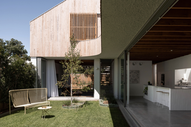 East Fremantle House | Design: Nic Brunsdon | Image: Dion Robeson | Builtworks.com.au