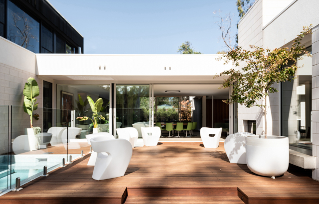 Lake House | Design: Format Architects | Image: Ernesto Arriagada | Builtworks.com.au