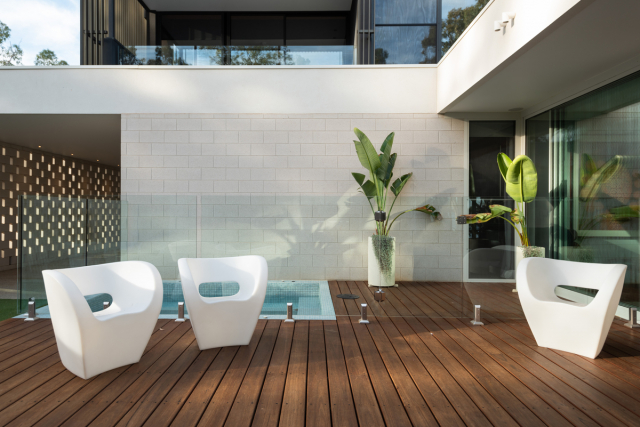 Lake House | Design: Format Architects | Image: Ernesto Arriagada | Builtworks.com.au