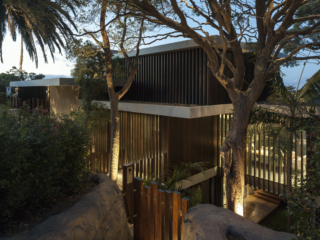 Wentworth House | Design: MHN. Design Union | Image: Brett Boardman | Builtworks.com.au