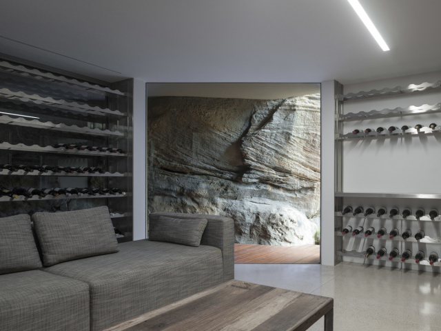 Wentworth House | Design: MHN. Design Union | Image: Brett Boardman | Builtworks.com.au