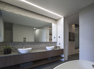 Wentworth House | Design: MHN. Design Union | Image: Brett Boardman | Builtworks.com.au