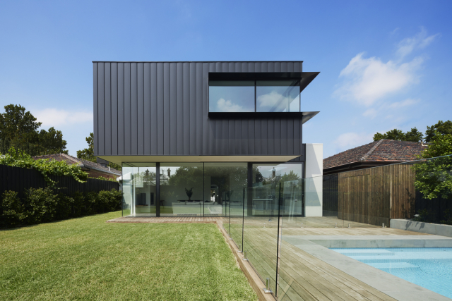 Hovering House | Design: C.Kairouz Architects | Image: Tatjana Plitt | Builtworks.com.au