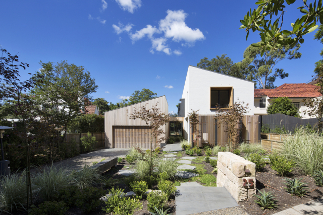 Garden House | Design: James Design Studio | Images: Simon Whitbread | Builtworks.com.au