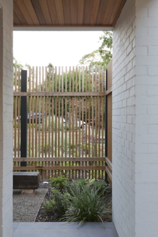 Garden House | Design: James Design Studio | Images: Simon Whitbread | Builtworks.com.au