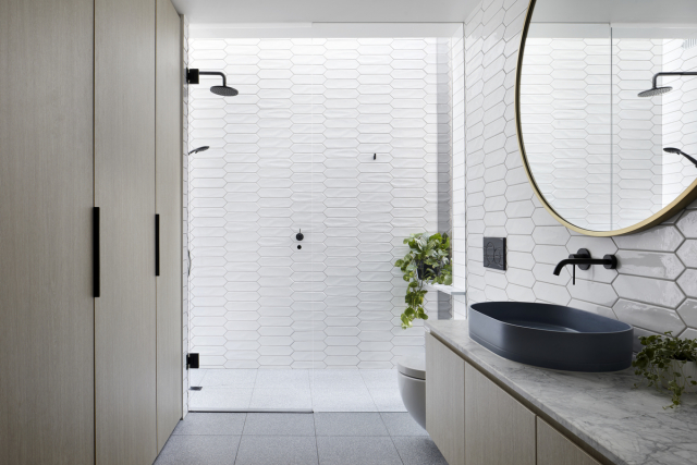 House 184 | Design: Blank Canvas Architects | Image: Tatjana Plitt | Builtworks.com.au