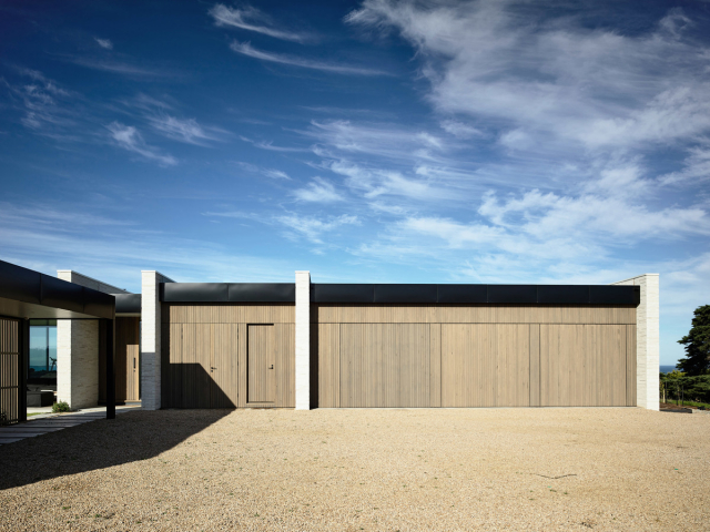 Boneo Road Residence | Design: B.E Architecture | Image: Derek Swalwell | Builtworks.com.au