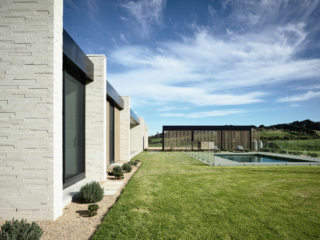 Boneo Road Residence | Design: B.E Architecture | Image: Derek Swalwell Boneo Road Residence | Design: B.E Architecture | Image: Derek Swalwell | Builtworks.com.au