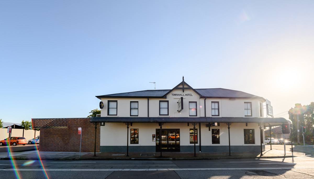 Town Hall Hotel