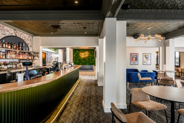 Town Hall Hotel | Design: Fabric Architecture | Image: Dominic Loneragan | Builtworks.com.au