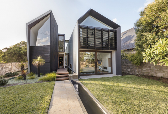 Iron Maiden House | Design: CplusC Architectural Workshop | Image: Murray Fredericks | Builtworks.com.au
