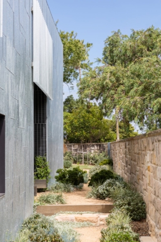 Iron Maiden House | Design: CplusC Architectural Workshop | Image: Murray Fredericks | Builtworks.com.au