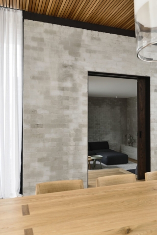 McNamara House | Design: Tom Robertson Architects | Image: Derek Swalwell | Builtworks.com.au