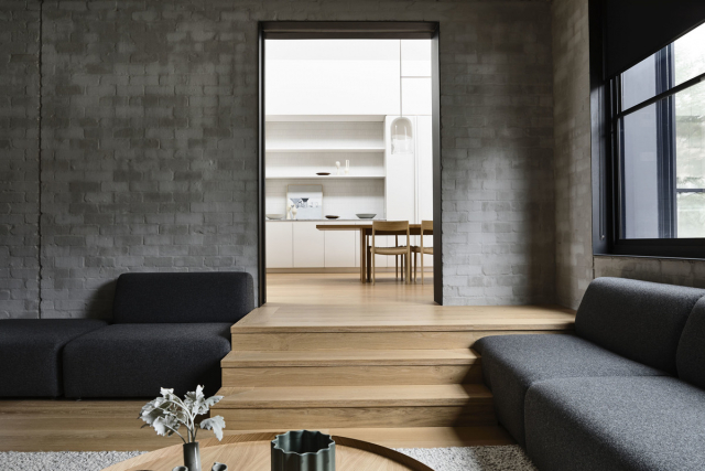 McNamara House | Design: Tom Robertson Architects | Image: Derek Swalwell | Builtworks.com.au