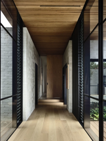 McNamara House | Design: Tom Robertson Architects | Image: Derek Swalwell | Builtworks.com.au