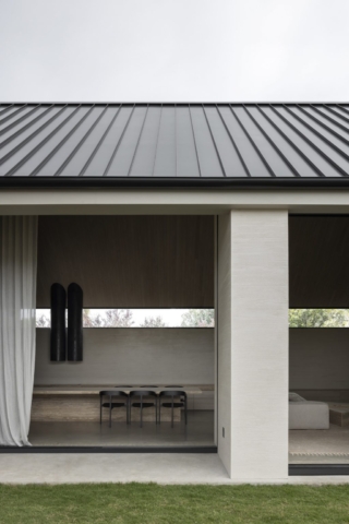 Barwon Heads House | Design: Adam Kane Architects | Image: Timothy Kaye | Builtworks.com.au