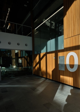 QUT Peter Coaldrake Education Precinct | Design: Henning Larsen and Wilson Architects | Image: Jeff Gardner | Builtworks.com.au