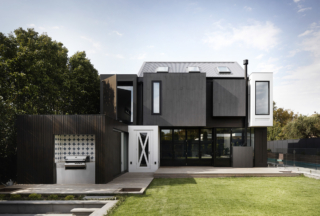 Normanby | Design: Whiting Architects | Images: Sharyn Cairns | Builtworks.com.au