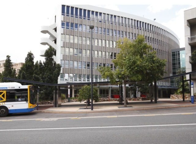 J.D. Storey Administration Building | Design: James Birrell | Builtworks.com.au