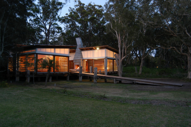 Pindimar Lake House | Design: Casey Brown Architects | Image: Rob Brown | Builtworks.com.au
