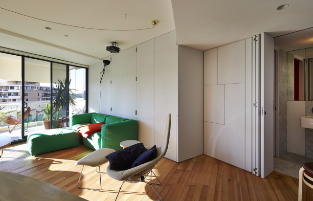 Horizon Apartment | Design: Stephen Collier Architects | Image: Peter Bennetts Horizon Apartment | Design: Stephen Collier Architects | Image: Peter Bennetts | Builtworks.com.au