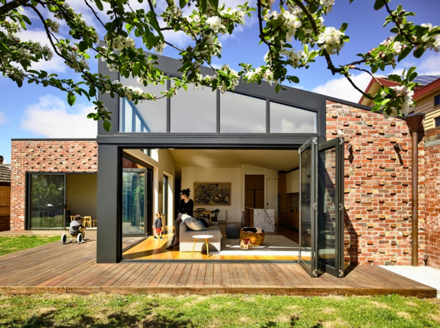 Lake Wendouree House | Design: Porter Architects | Image: Derek Swalwell Lake Wendouree House | Design: Porter Architects | Image: Derek Swalwell | Builtworks.com.au