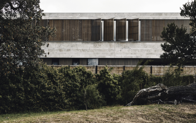 Point Nepean Residence | Design: B.E Architecture | Image: Derek Swalwell | Builtworks.com.au