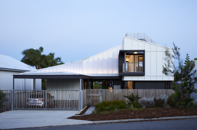 Nola Avenue House | Design: Philip Stejskal Architecture | Image: Roger D'Souza Nola Avenue House | Design: Philip Stejskal Architecture | Image: Roger D'Souza | Builtworks.com.au