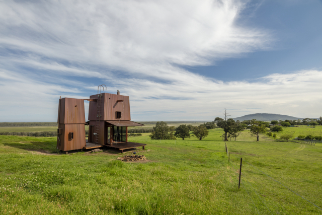 Permanent Camping 2 | Design: Casey Brown Architecture | Image: Andrew J Loiterton | Builtworks.com.au