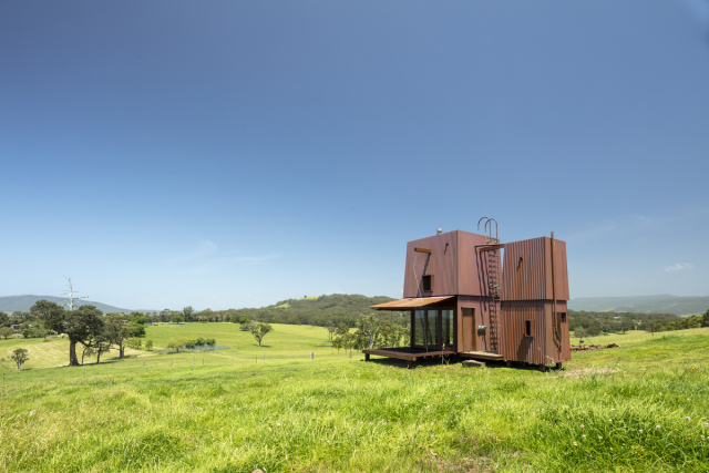 Permanent Camping 2 | Design: Casey Brown Architecture | Image: Andrew J Loiterton | Builtworks.com.au