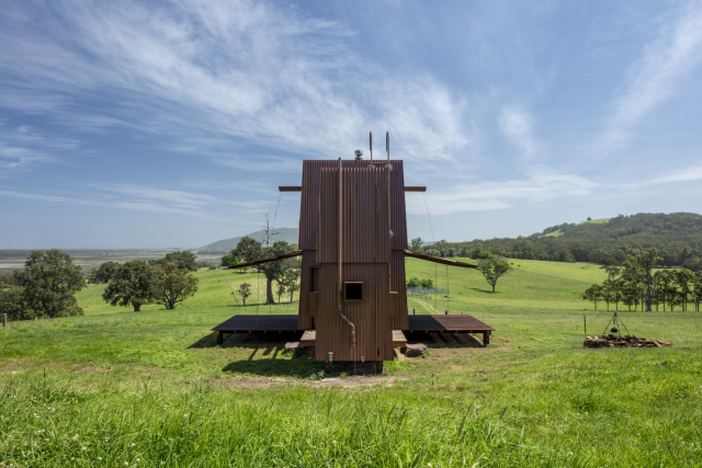 Permanent Camping 2 | Design: Casey Brown Architecture | Image: Andrew J Loiterton | Builtworks.com.au