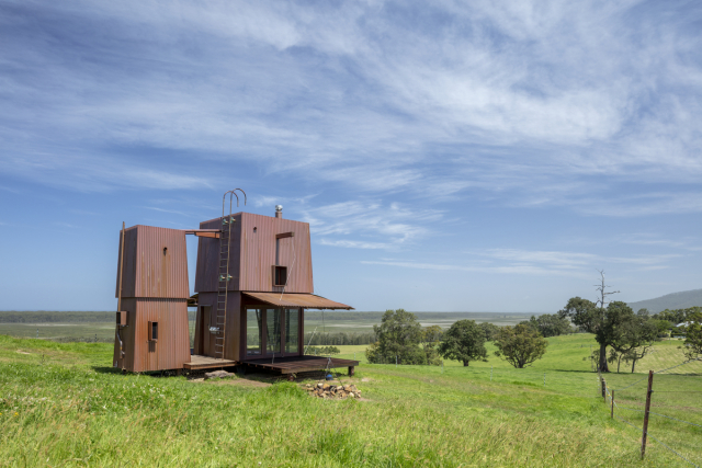 Permanent Camping 2 | Design: Casey Brown Architecture | Image: Andrew J Loiterton | Builtworks.com.au