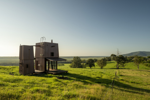 Permanent Camping 2 | Design: Casey Brown Architecture | Image: Andrew J Loiterton | Builtworks.com.au