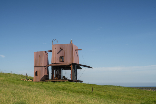 Permanent Camping 2 | Design: Casey Brown Architecture | Image: Andrew J Loiterton | Builtworks.com.au
