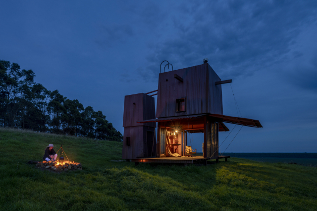 Permanent Camping 2 | Design: Casey Brown Architecture | Image: Andrew J Loiterton | Builtworks.com.au