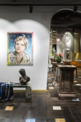 Bromley & Co. Gallery | Design: STUDIOMINT | Image: Spacecraft Media Bromley & Co. Gallery | Design: STUDIOMINT | Image: Spacecraft Media | Builtworks.com.au