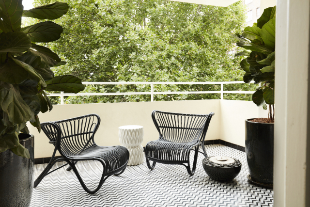 Potts Point Apartment | Interior Design: Brooke Aitken Design | Image: Prue Ruscoe | Builtworks.com.au